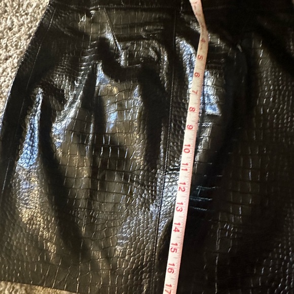 All Saints Black Leather Skirt - Picture 4 of 4